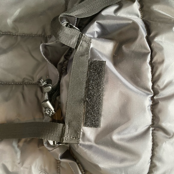 Thule Gray Quilted Footmuff - Picture 2 of 3